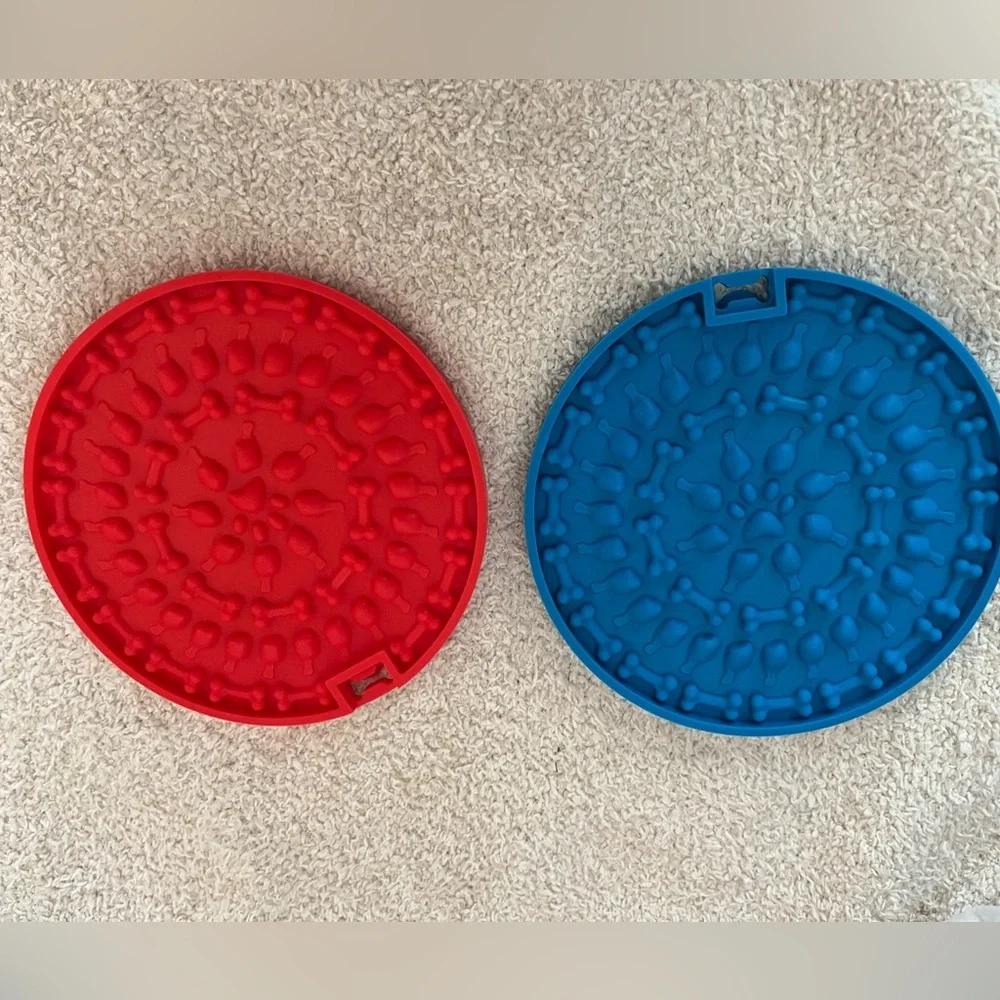 Slow Feeder‎ Dog Mats- Blue and Red Set of 2